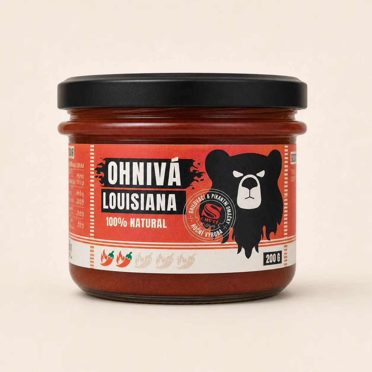 Острый соус Ohnivá Louisiana в студийной сцене